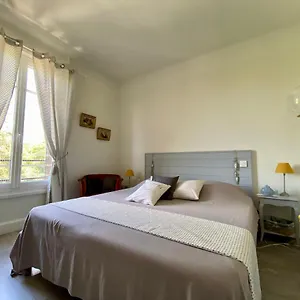 Appartement Grand F3 2 Ch Calme Confort Parking Rive Gauche Creps Hippodrome Golf, Bellerive-sur-Allier